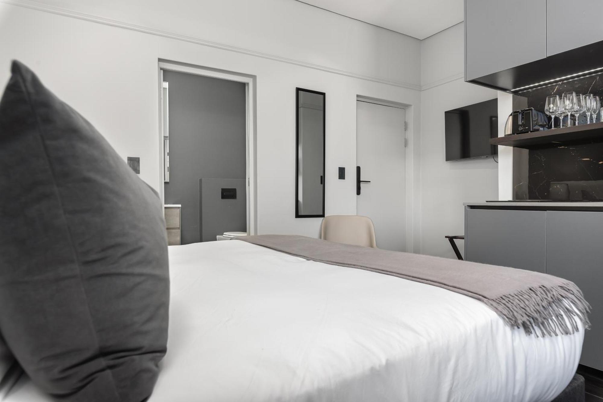 Calais Heritage House Apartment